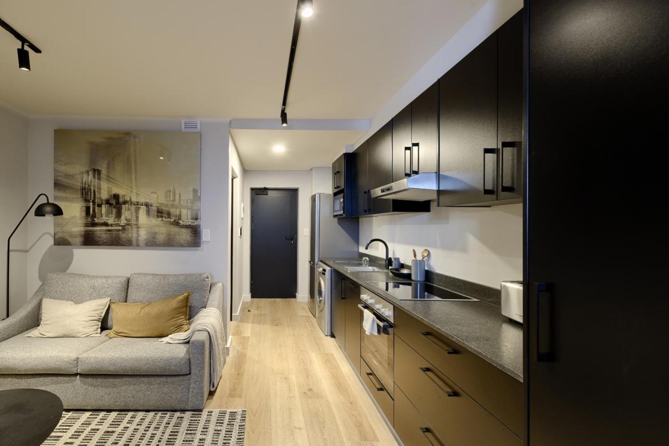 Urban Comfort At 1 Bed In City Centre With Pool Cape Town Exterior photo