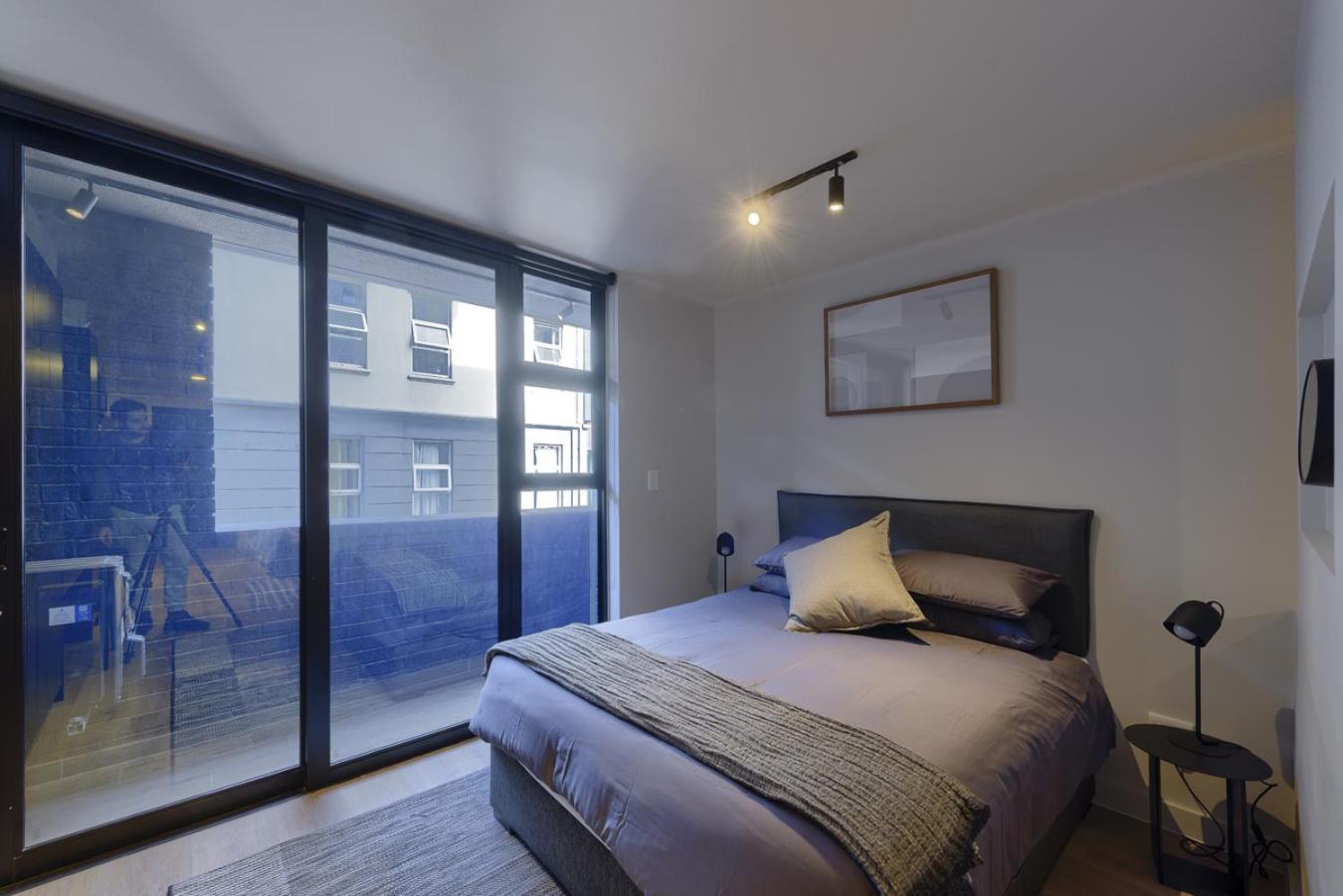 Urban Comfort At 1 Bed In City Centre With Pool Cape Town Exterior photo