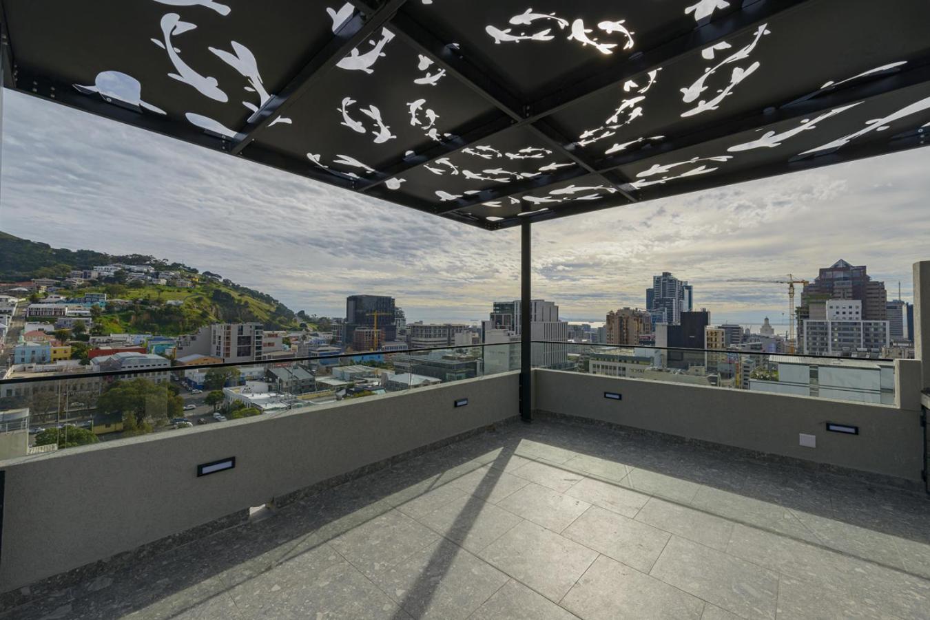 Urban Comfort At 1 Bed In City Centre With Pool Cape Town Exterior photo